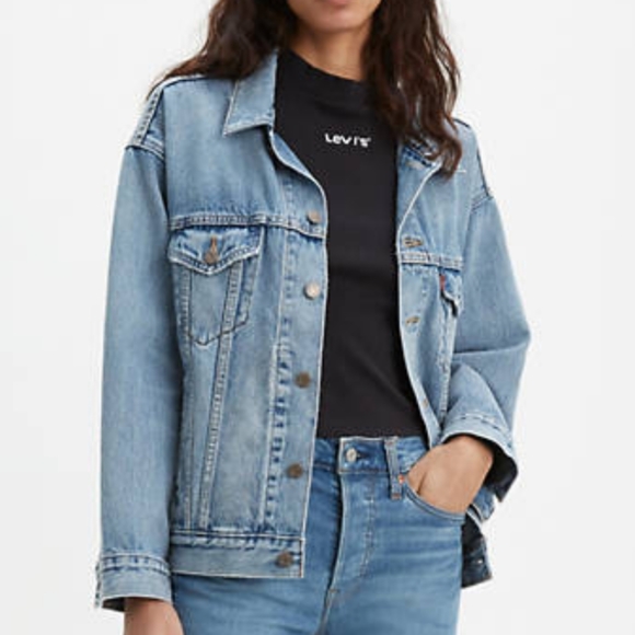 Levi’s Premium Dad Trucker Denim Jacket NWT